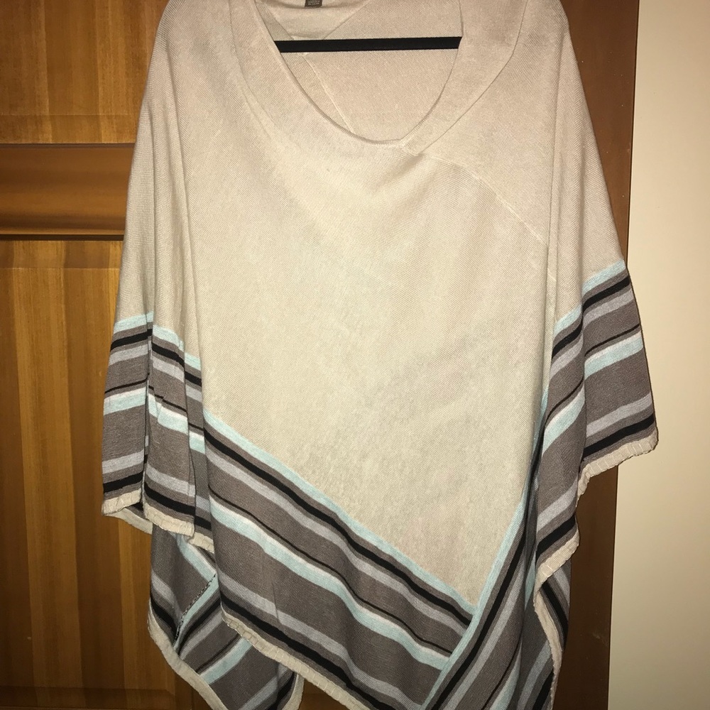 Tommy Bahama Poncho